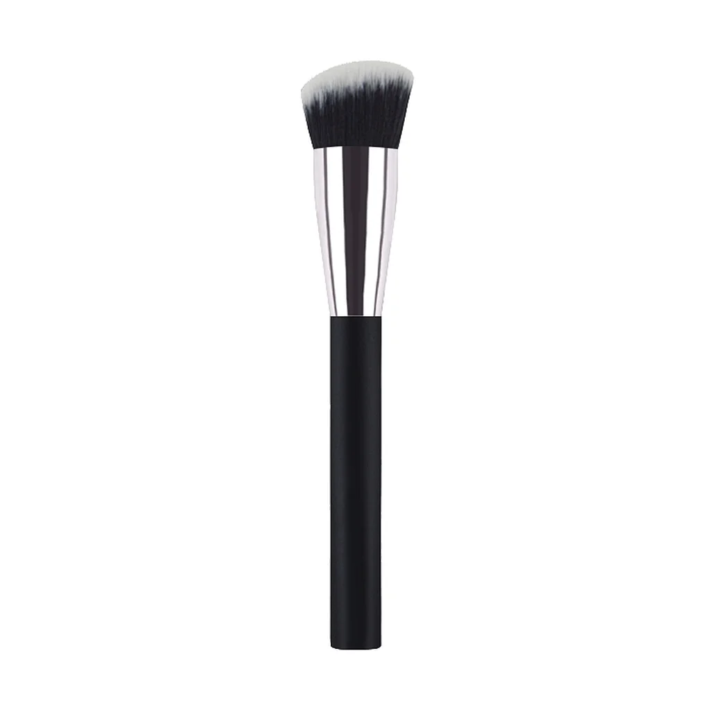 cream bronzer brush